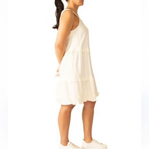 Black Tape Tiered Ruffled Sleeveless Dress petite large cream beige